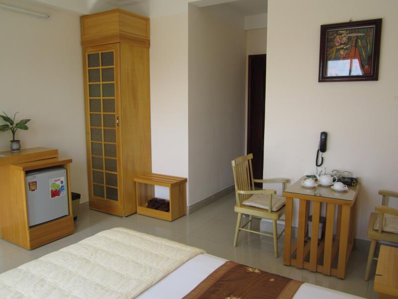 Nhiet Doi Hotel Туихоа Экстерьер фото