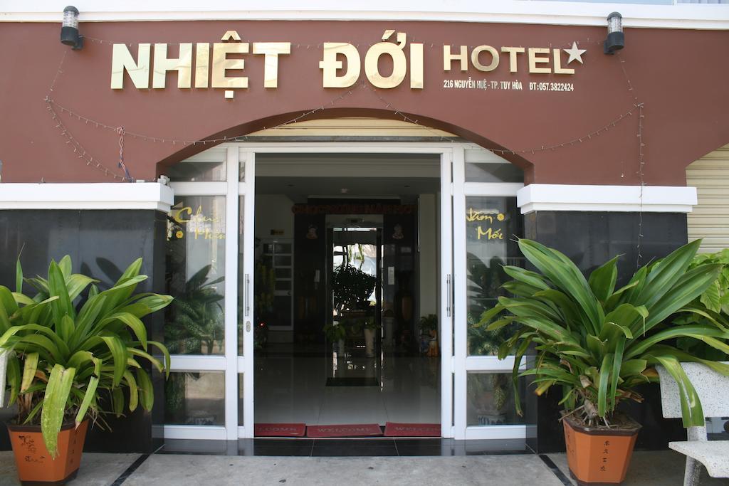 Nhiet Doi Hotel Туихоа Экстерьер фото