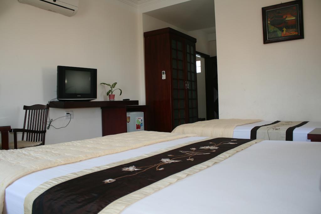 Nhiet Doi Hotel Туихоа Экстерьер фото